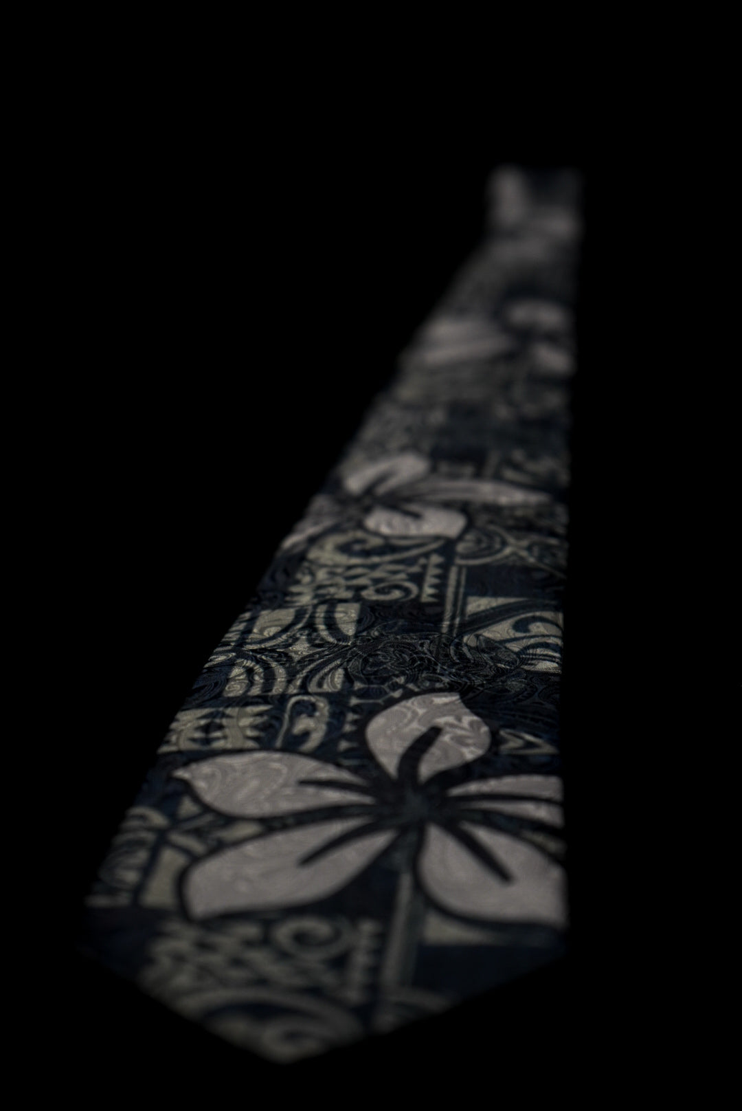 SZN1: BLUE FLOWER TRIBAL NECKTIE