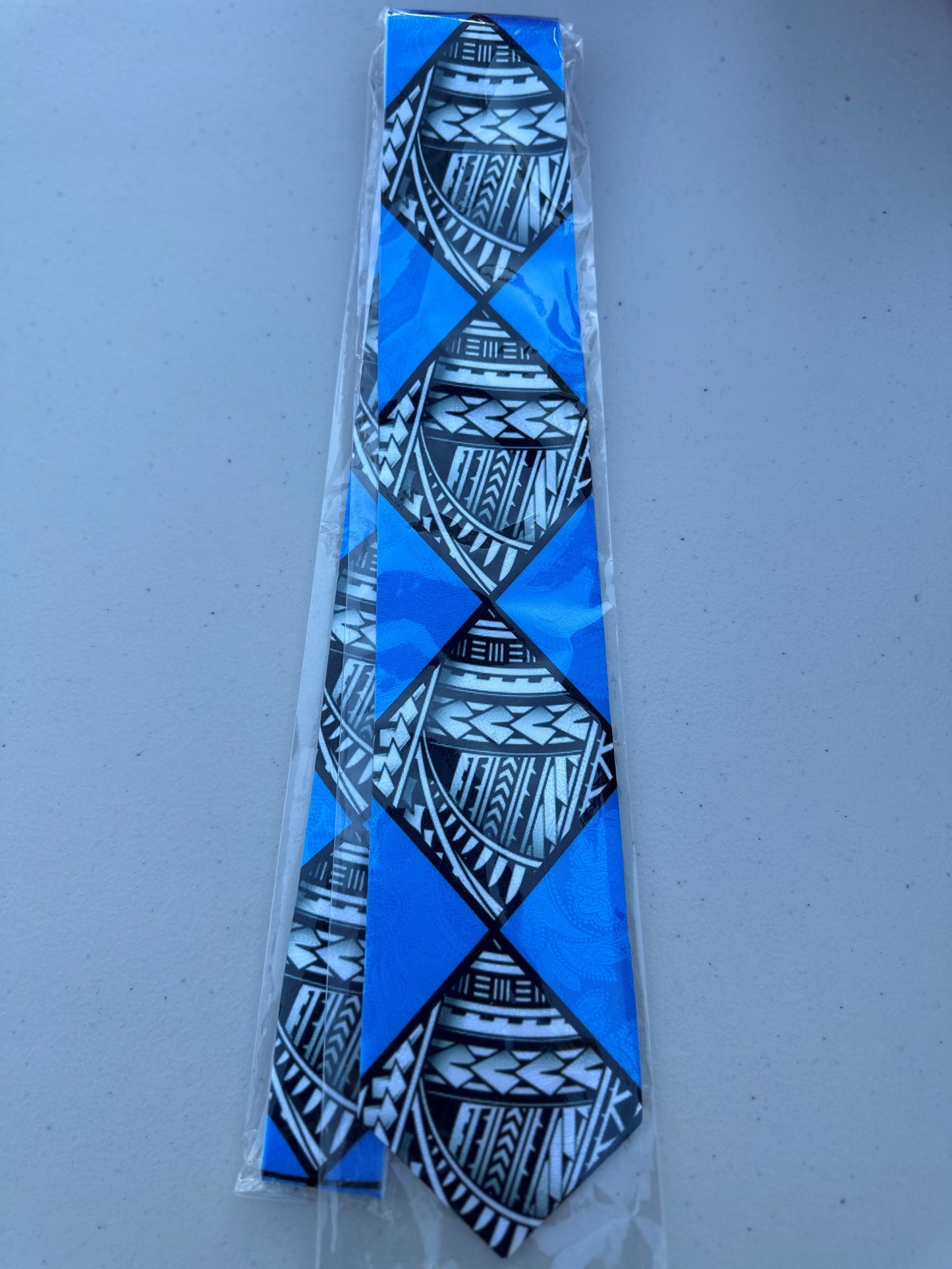 SZN3: BLUE & WHITE 2 TRIBAL NECKTIE